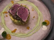 Tuna Tataki mit Mango-Gel und Wasabi-Avocadocreme - Rezept - Bild Nr. 17016