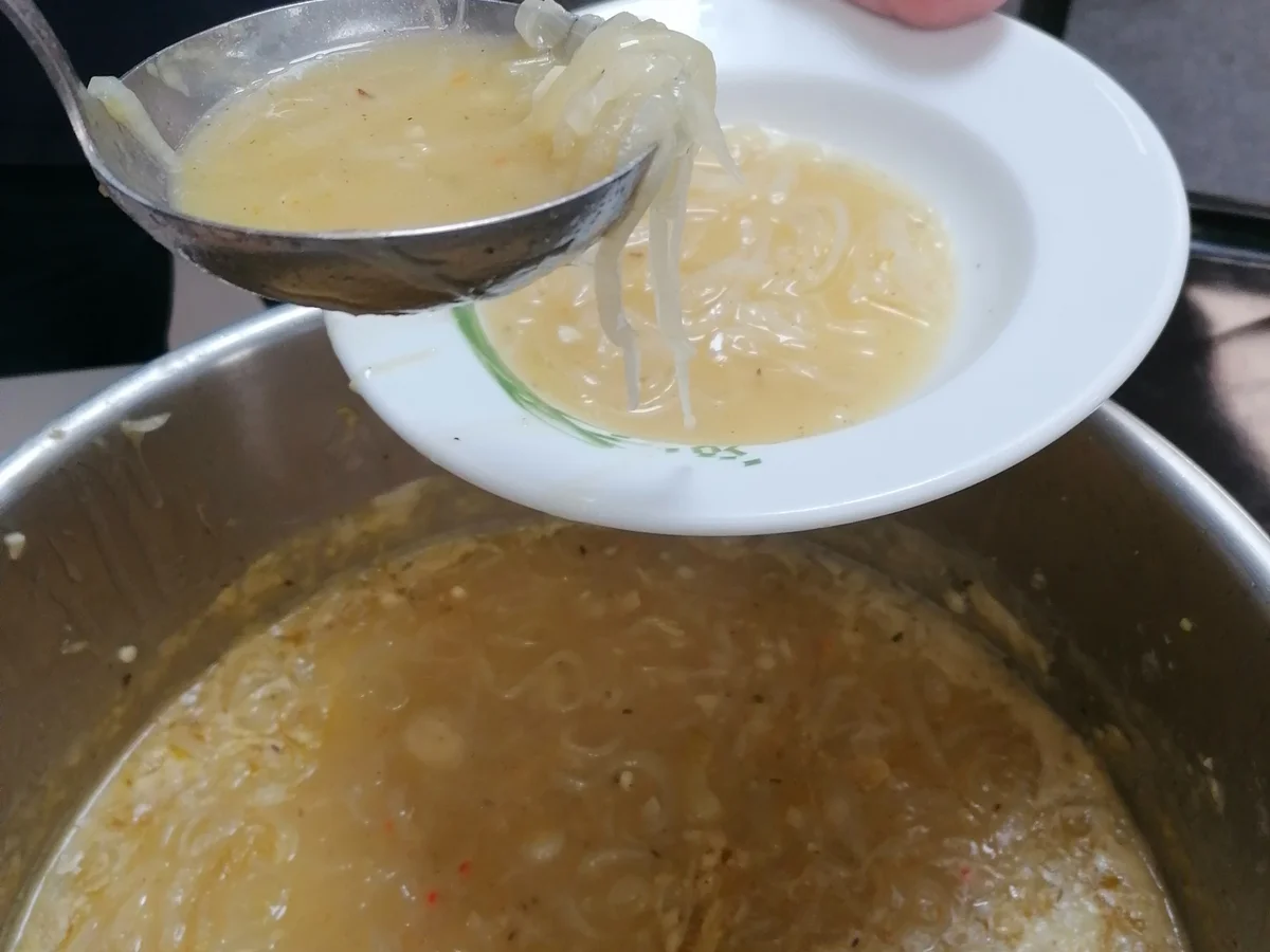 Inabs Zwiebelsuppe - Rezept - Bild Nr. 2