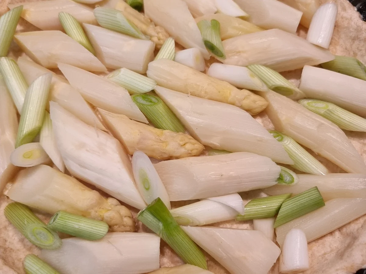 Spargel-Tarte mit Quinoa - Rezept - Bild Nr. 17026