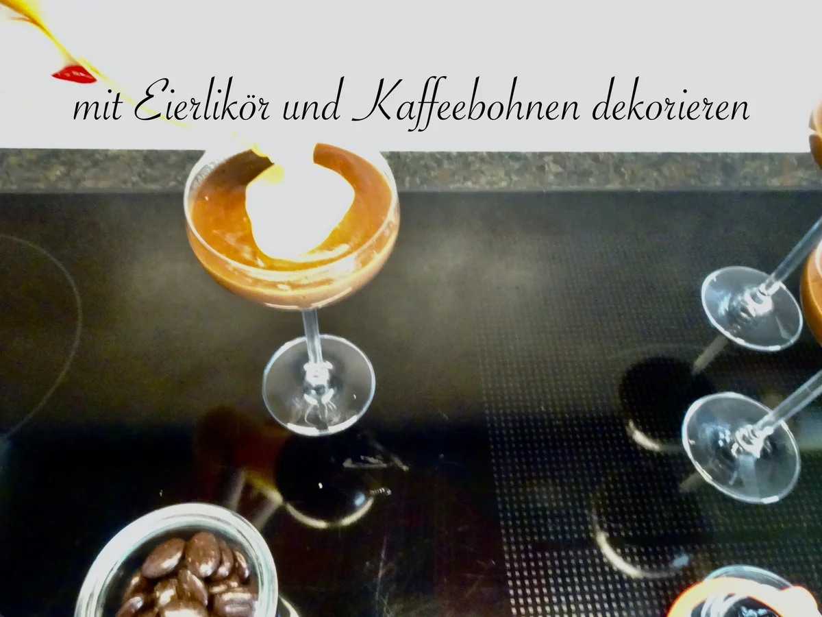 Creme Mont Blanc mit Eierlikörhäubchen - Rezept - Bild Nr. 9