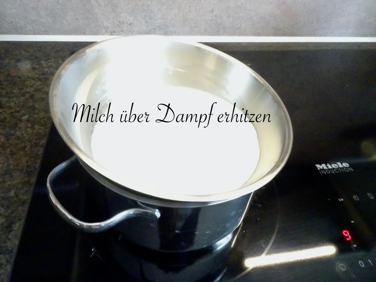 Creme Mont Blanc mit Eierlikörhäubchen - Rezept - Bild Nr. 3