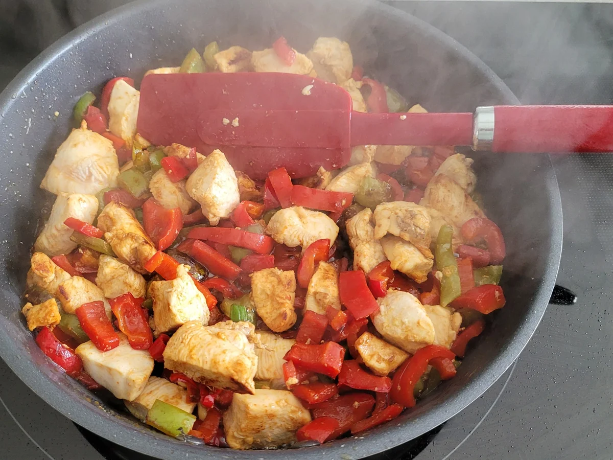 Rezept: Hähnchenbrust mit Pasta Bild Nr. 17019 Hähnchenbrust mit Pasta - Rezept - Bild Nr. 17019