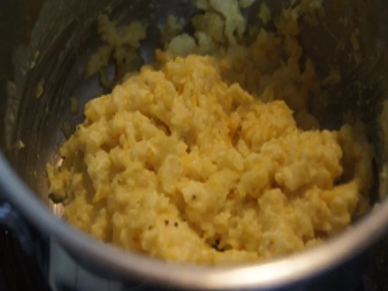 Knusper-Fischfilet mit Zuckererbsen und Rahm-Selleriestampf - Rezept - Bild Nr. 17044