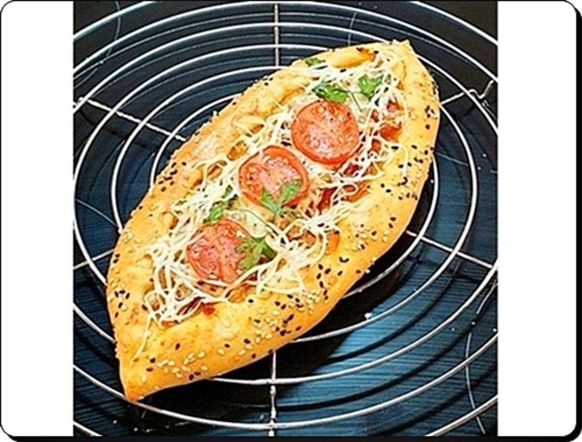Türkische Pizza - Pide - Rezept - Bild Nr. 17044