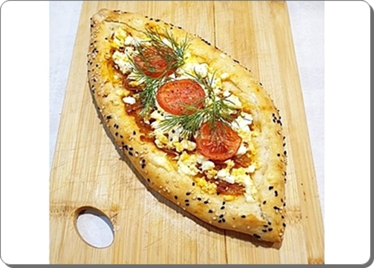 Türkische Pizza - Pide - Rezept - Bild Nr. 17048