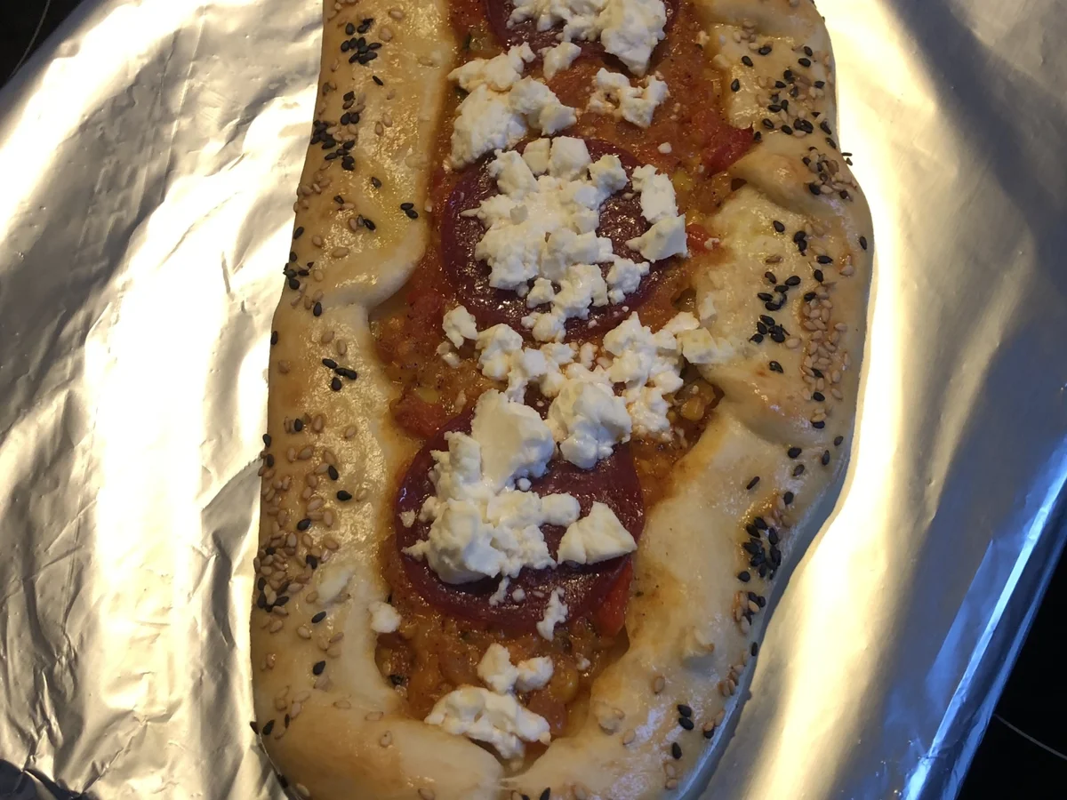 Rezept: Türkische Pizza - Pide Bild Nr. 17049 Türkische Pizza - Pide - Rezept - Bild Nr. 17049