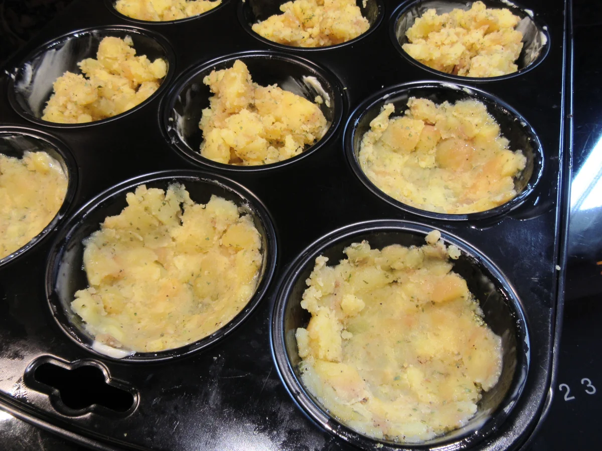 Kartoffeln: Kartoffelmuffins mit Blumenkohlfüllung - Rezept - Bild Nr. 17036