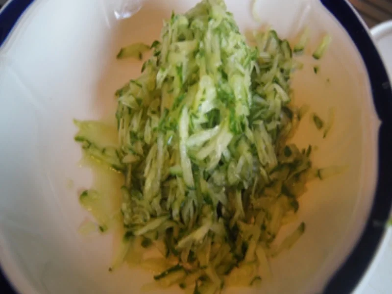 Rezept: Gyros de luxe mit Pommes Frites und Zaziki Bild Nr. 17039 Gyros de luxe mit Pommes Frites und Zaziki - Rezept - Bild Nr. 17039