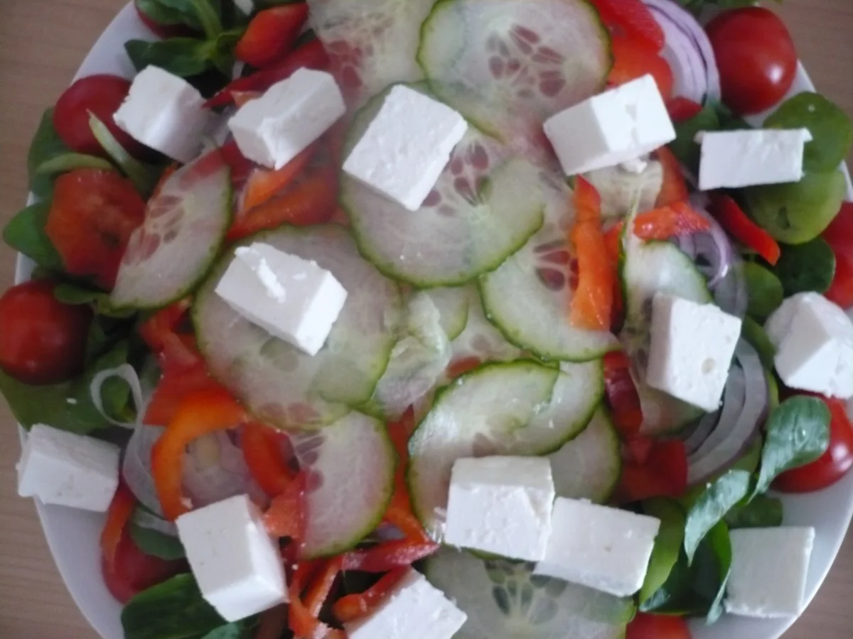 Rezept: Feldsalat mit Rinderfiletstreifen Bild Nr. 17038 Feldsalat mit Rinderfiletstreifen - Rezept - Bild Nr. 17038