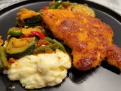 Putenschnitzel begleitet von Gemüse und Kartoffelcreme - Rezept - Bild Nr. 17040