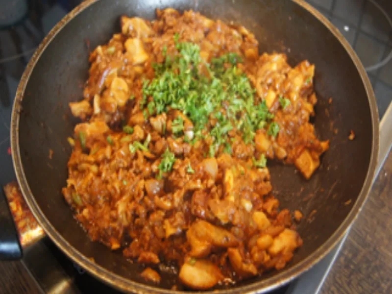 Steinpilz-Hackfleisch-Pfanne mit Kümmel-Pellkartoffeln - Rezept - Bild Nr. 14