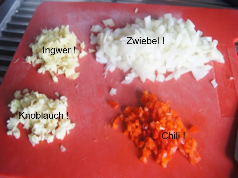 Rezept: Hähnchen-Gulasch nach indischer Art mit Basmatireis Bild Nr. 8 Hähnchen-Gulasch nach indischer Art mit Basmatireis - Rezept - Bild Nr. 8