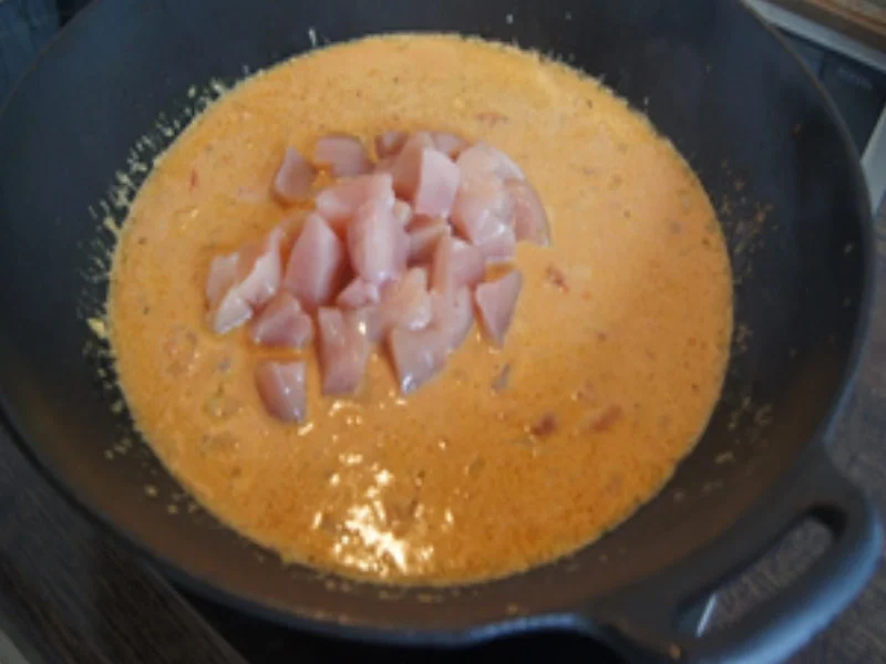 Rezept: Hähnchen-Gulasch nach indischer Art mit Basmatireis Bild Nr. 14 Hähnchen-Gulasch nach indischer Art mit Basmatireis - Rezept - Bild Nr. 14