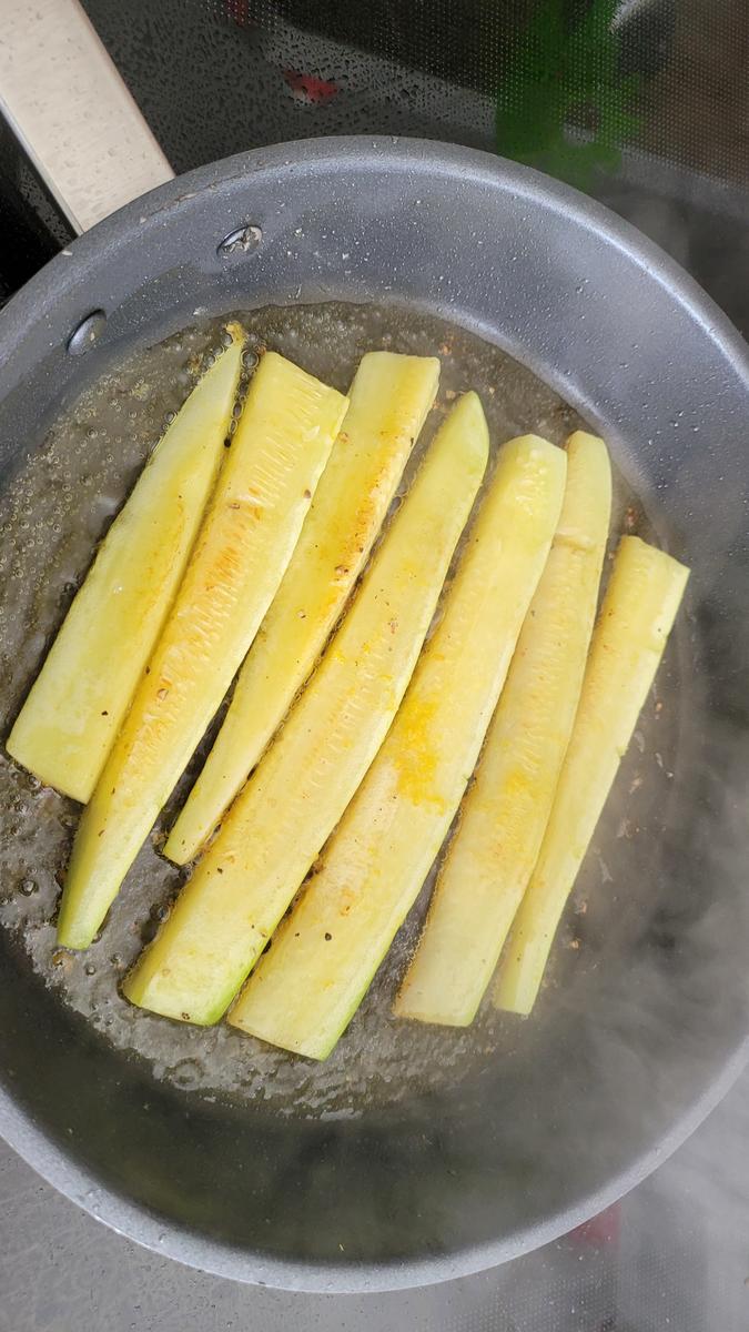 Zucchini und Kartoffelcreme im Blätterteigmantel - Rezept - Bild Nr. 17046