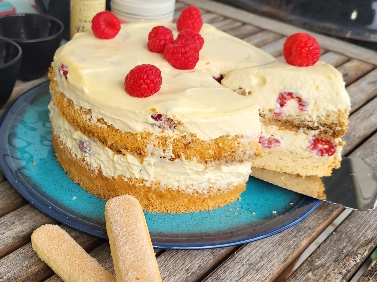 Rezept: BiNe` S EIERLIKÖR - HIMBEER - TIRAMISUTORTE Bild Nr. 7 BiNe` S EIERLIKÖR - HIMBEER - TIRAMISUTORTE - Rezept - Bild Nr. 7