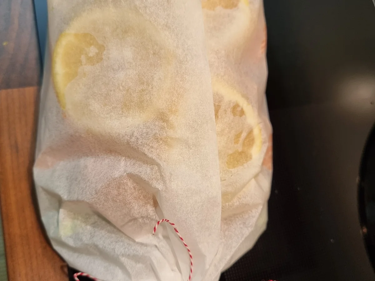 Rezept: Spargel-Lachs-Päckchen Bild Nr. 17040 Spargel-Lachs-Päckchen - Rezept - Bild Nr. 17040