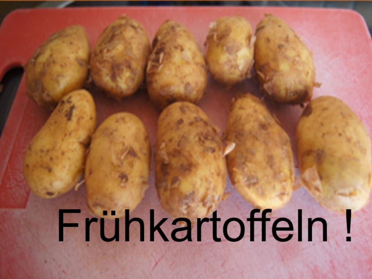 Spargelduo mit Schinkentrio, Koriander-Hollandaise und Frühkartoffel-Pilzen - Rezept - Bild Nr. 12