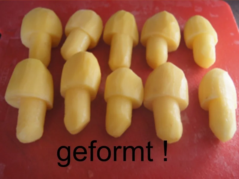 Rezept: Spargelduo mit Schinkentrio, Koriander-Hollandaise und Frühkartoffel-Pilzen Bild Nr. 16 Spargelduo mit Schinkentrio, Koriander-Hollandaise und Frühkartoffel-Pilzen - Rezept - Bild Nr. 16