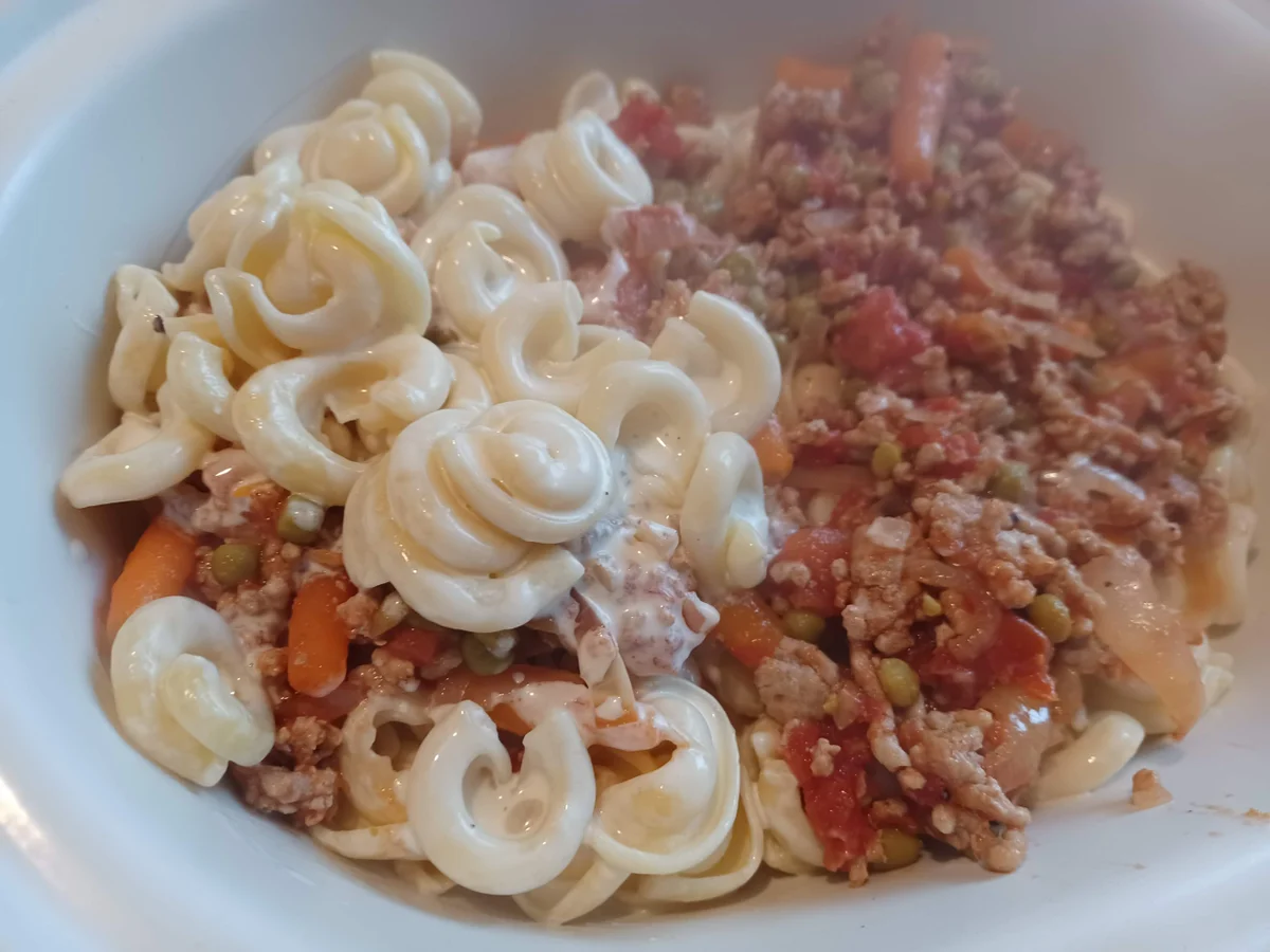 Nudelauflauf mit Hackfleisch und Gemüse - Rezept - Bild Nr. 17048