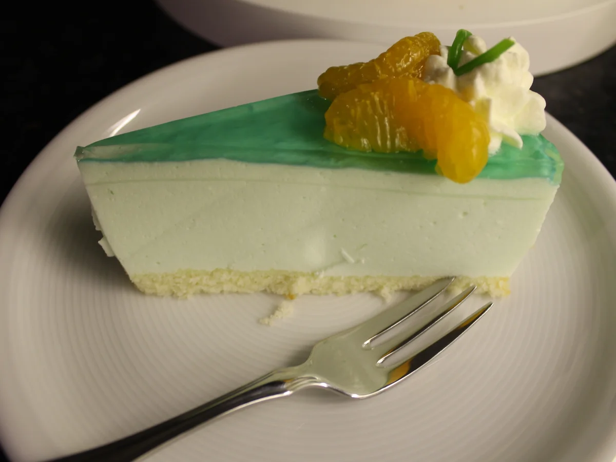 Rezept: Maitorte Bild Nr. 17046 Maitorte - Rezept - Bild Nr. 17046