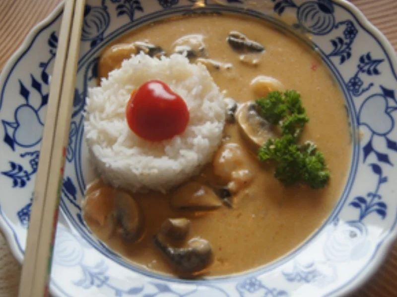 Rezept: Wok-Gericht mit Tom Yum Paste und Basmatireis Bild Nr. 15 Wok-Gericht mit Tom Yum Paste und Basmatireis - Rezept - Bild Nr. 15