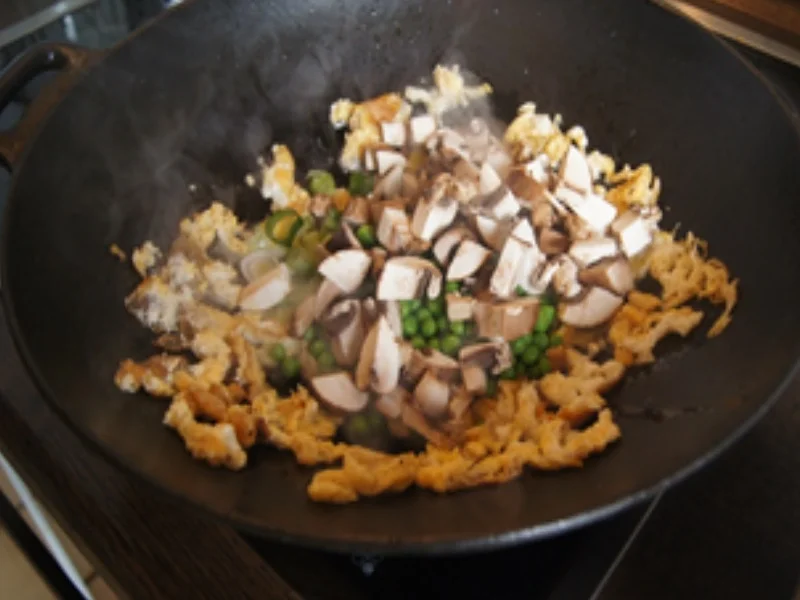 Gebratener Eier-Gemüse-Reis - Rezept - Bild Nr. 7