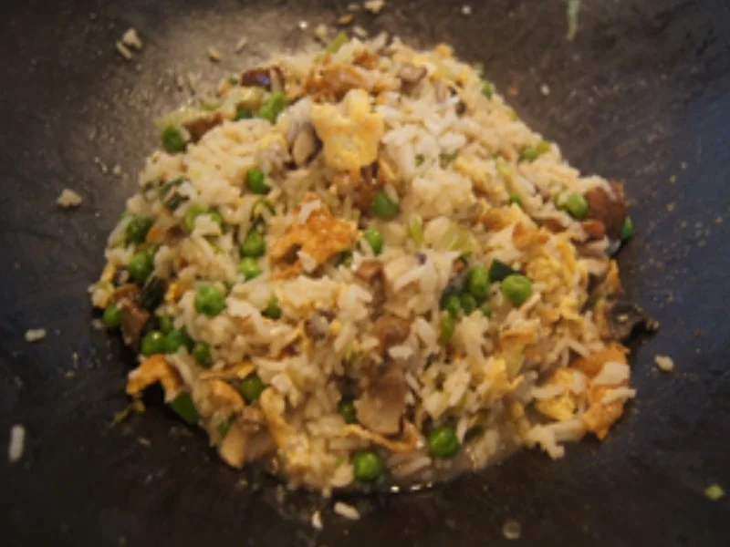 Gebratener Eier-Gemüse-Reis - Rezept - Bild Nr. 11