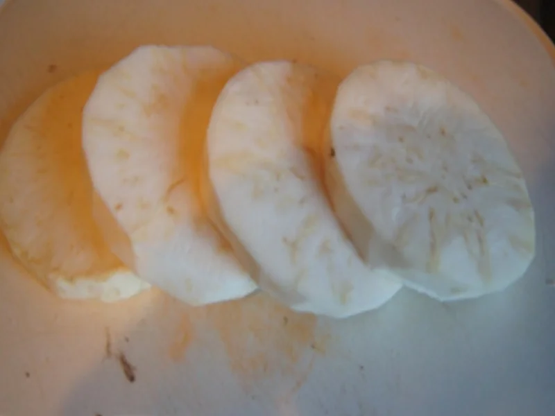 Spargel mit Sellerie-Schnitzel, Orangen-Dressing und Frühkartoffeln - Rezept - Bild Nr. 8