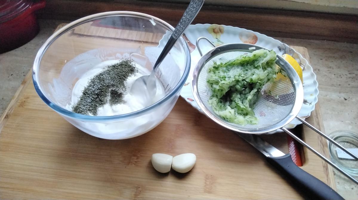 Tzatziki nach Muttis Rezept - Rezept - Bild Nr. 17048