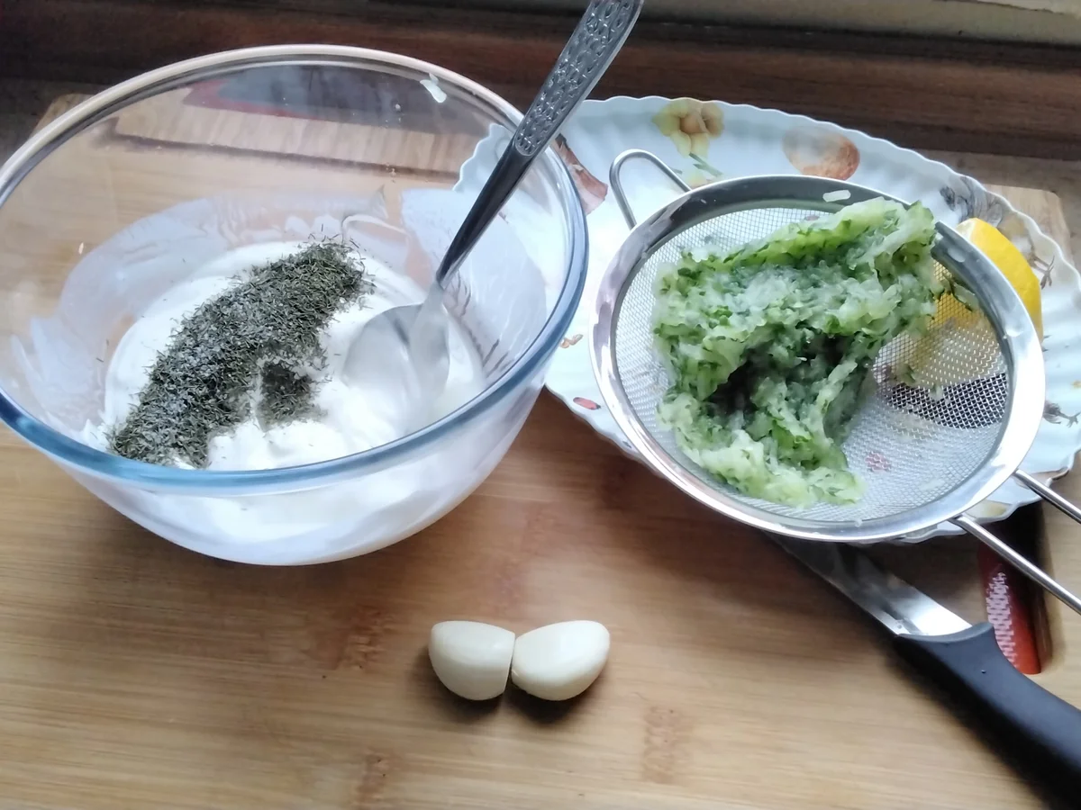 Tzatziki nach Muttis Rezept - Rezept - Bild Nr. 17048