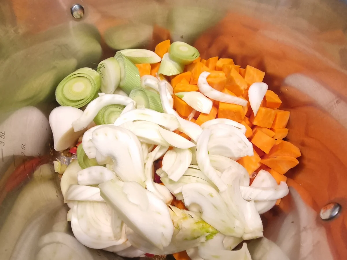 Rezept: Grünes Gemüse-Curry Bild Nr. 17050 Grünes Gemüse-Curry - Rezept - Bild Nr. 17050