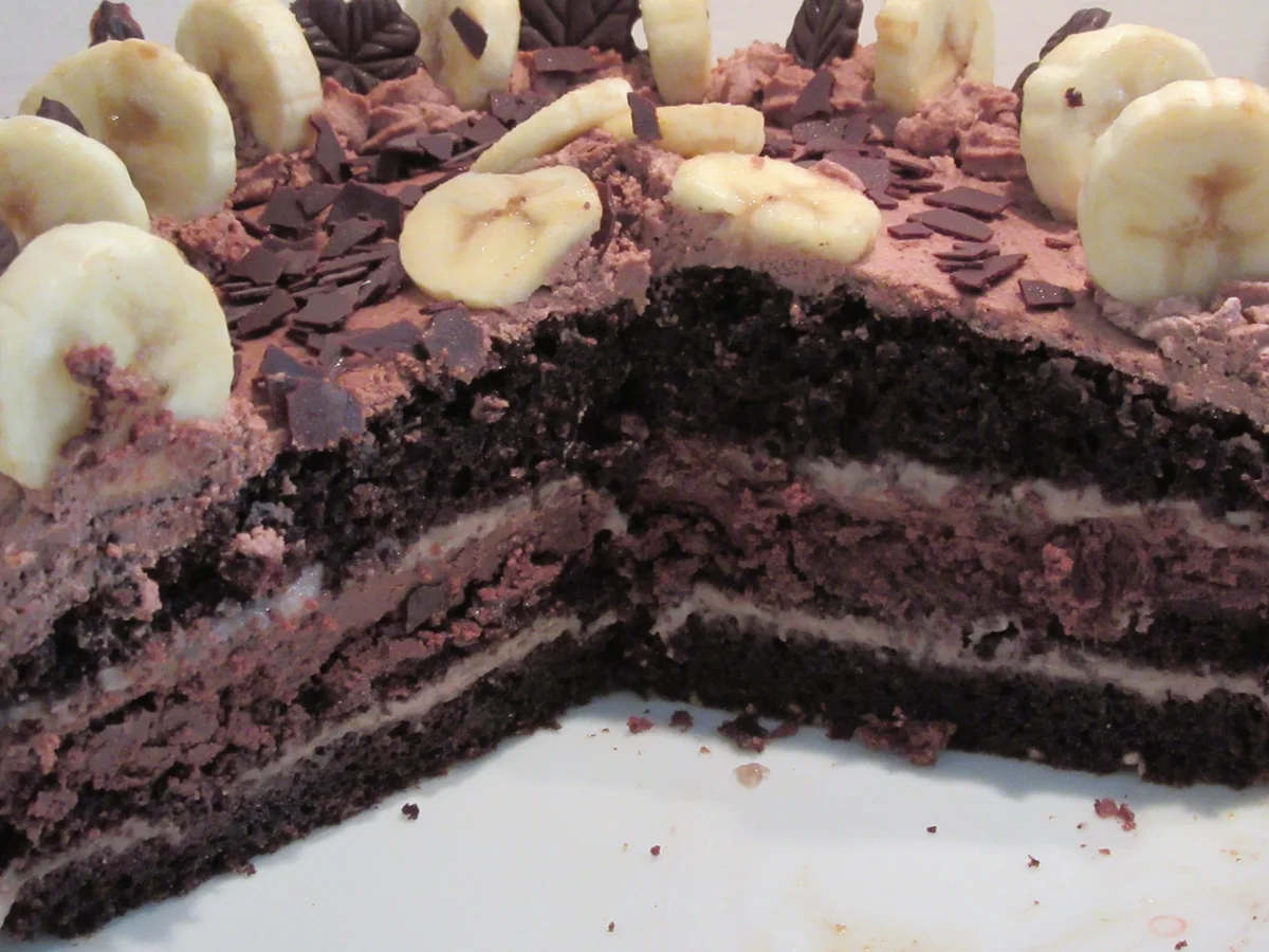 Rezept: Backen: Schoko-Bananen-Torte Bild Nr. 3 Backen: Schoko-Bananen-Torte - Rezept - Bild Nr. 3