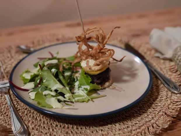 Rezept: Himmel-und-Ääd-Burger Bild Nr. 17047 Himmel-und-Ääd-Burger - Rezept - Bild Nr. 17047