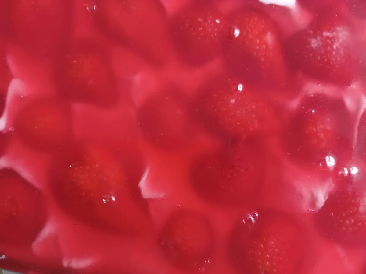 Rezept: Erdbeerschnitte Bild Nr. 17059 Erdbeerschnitte - Rezept - Bild Nr. 17059