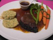 Ochsenschulter mit Serviettenknödel und Gemüse - Rezept - Bild Nr. 2