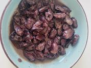 Geschmorte Hühnerherzen in Rotweinsauce - Rezept - Bild Nr. 17047