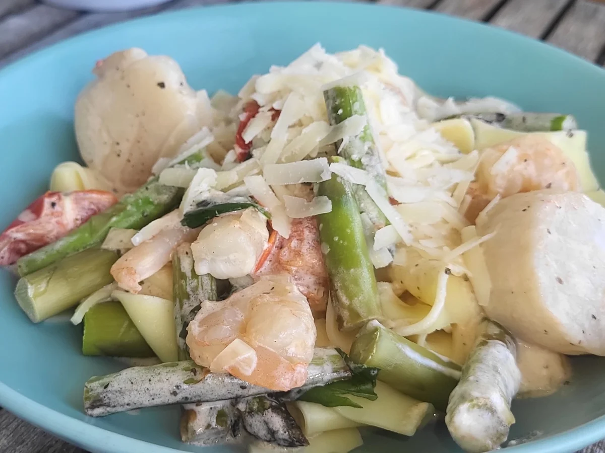 BiNe` S PASTA MIT JAKOBSMUSCHELN & SCAMPI - Rezept - Bild Nr. 5