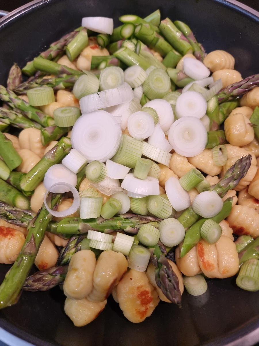 Gnocchi mit grünen Spargel - Rezept - Bild Nr. 17050