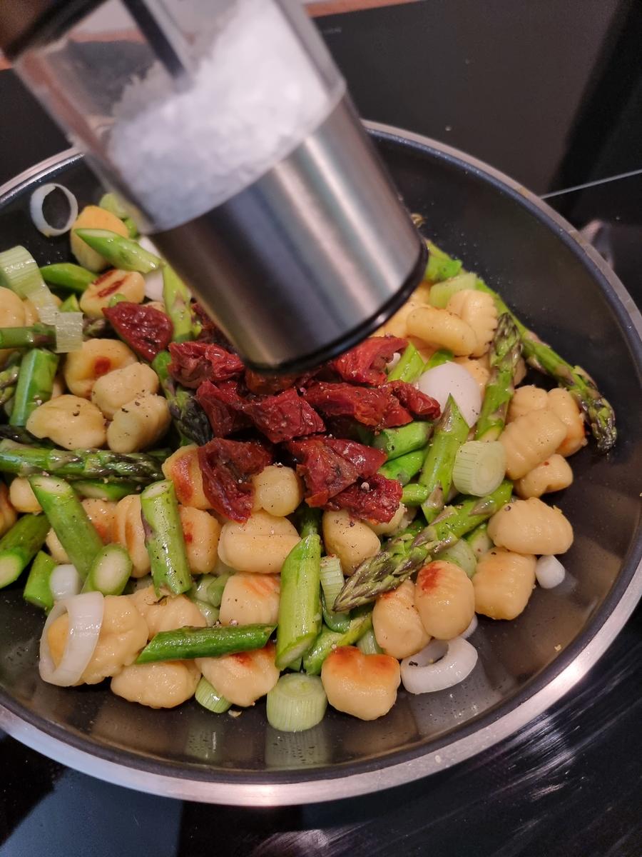 Gnocchi mit grünen Spargel - Rezept - Bild Nr. 17054