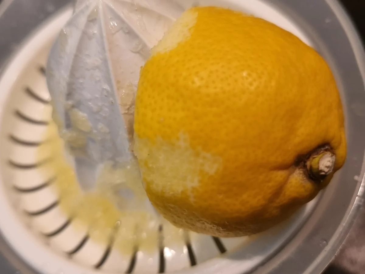 Rezept: Zitronen-Muffins Bild Nr. 17051 Zitronen-Muffins - Rezept - Bild Nr. 17051