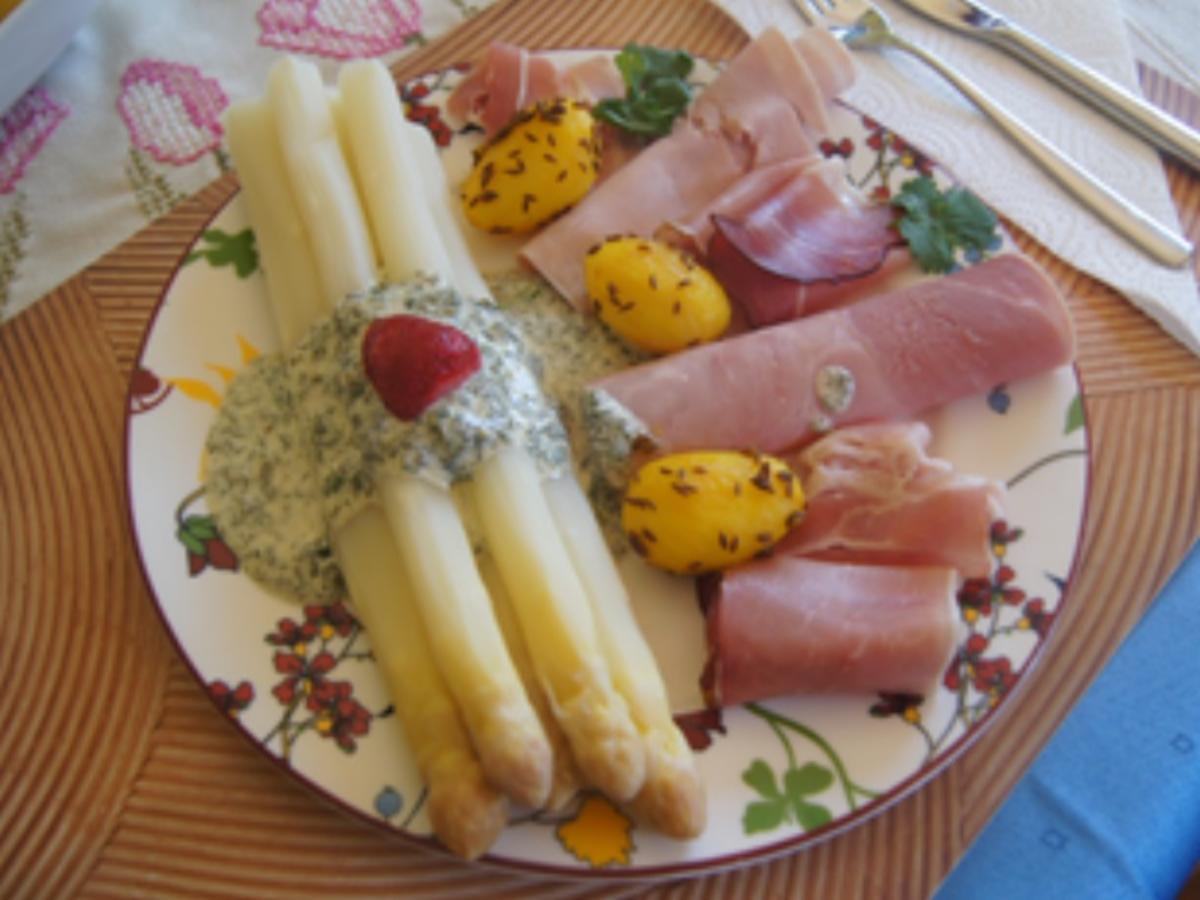 Spargel mit Kräuter-Sauce, Schinken Quartett und Kümmel-Frühkartoffeln - Rezept - Bild Nr. 14