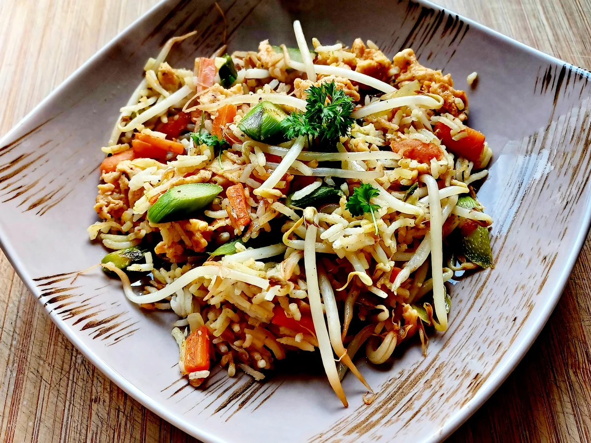 Bratreis mit Ei und Gemüse - Rezept - Bild Nr. 17053