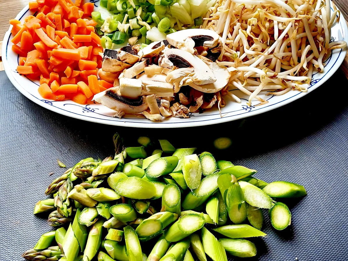 Bratreis mit Ei und Gemüse - Rezept - Bild Nr. 17055