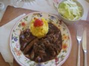 Nürnberger Bratwürstchen in Zwiebelsauce und Kartoffelstampf und Salat - Rezept - Bild Nr. 2