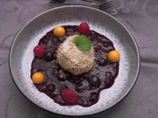 Quark-Nougatknödel an Beerenragout - Rezept - Bild Nr. 17053