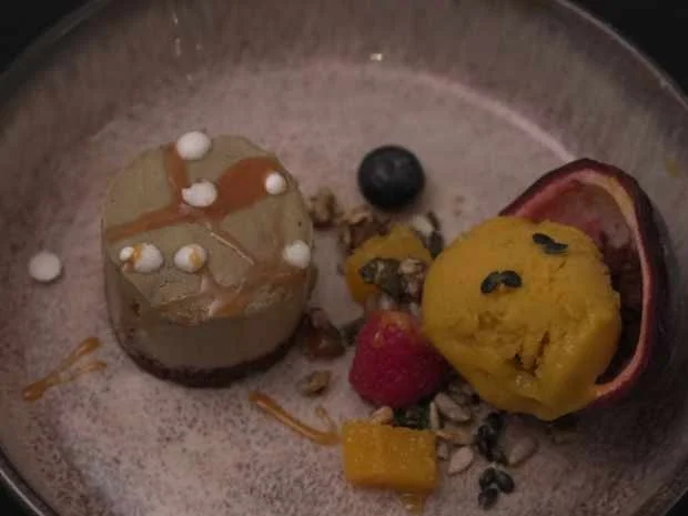 Rezept: Kürbismousse mit Mangosorbet und Salted Caramel Bild Nr. 2 Kürbismousse mit Mangosorbet und Salted Caramel - Rezept - Bild Nr. 2