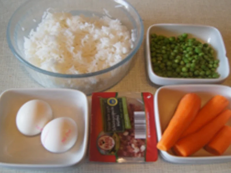 Rezept: Gebratener Reis mit 3 Köstlichkeiten Bild Nr. 17064 Gebratener Reis mit 3 Köstlichkeiten - Rezept - Bild Nr. 17064