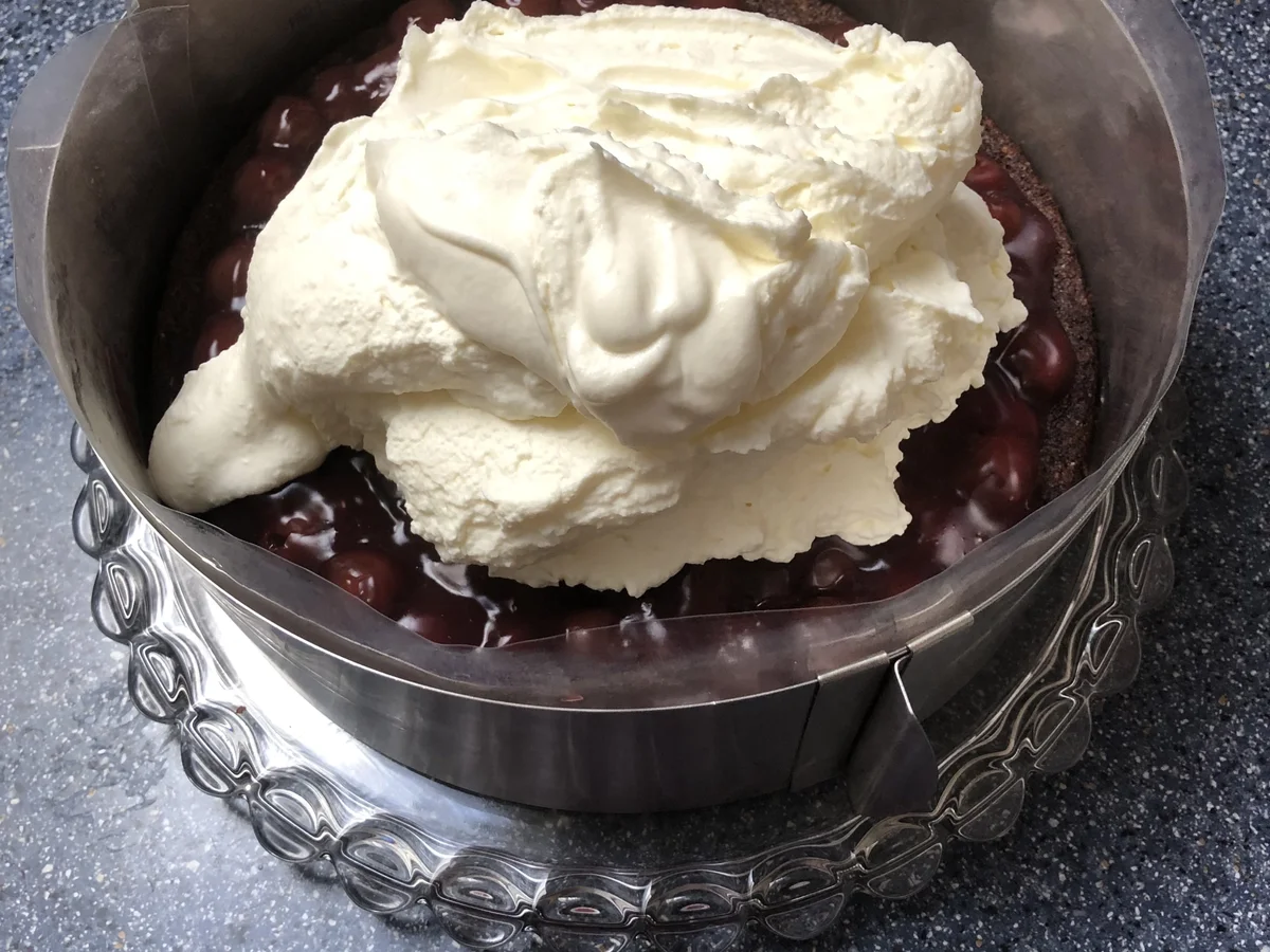 Schoko-Kirsch-Torte - Rezept - Bild Nr. 17066