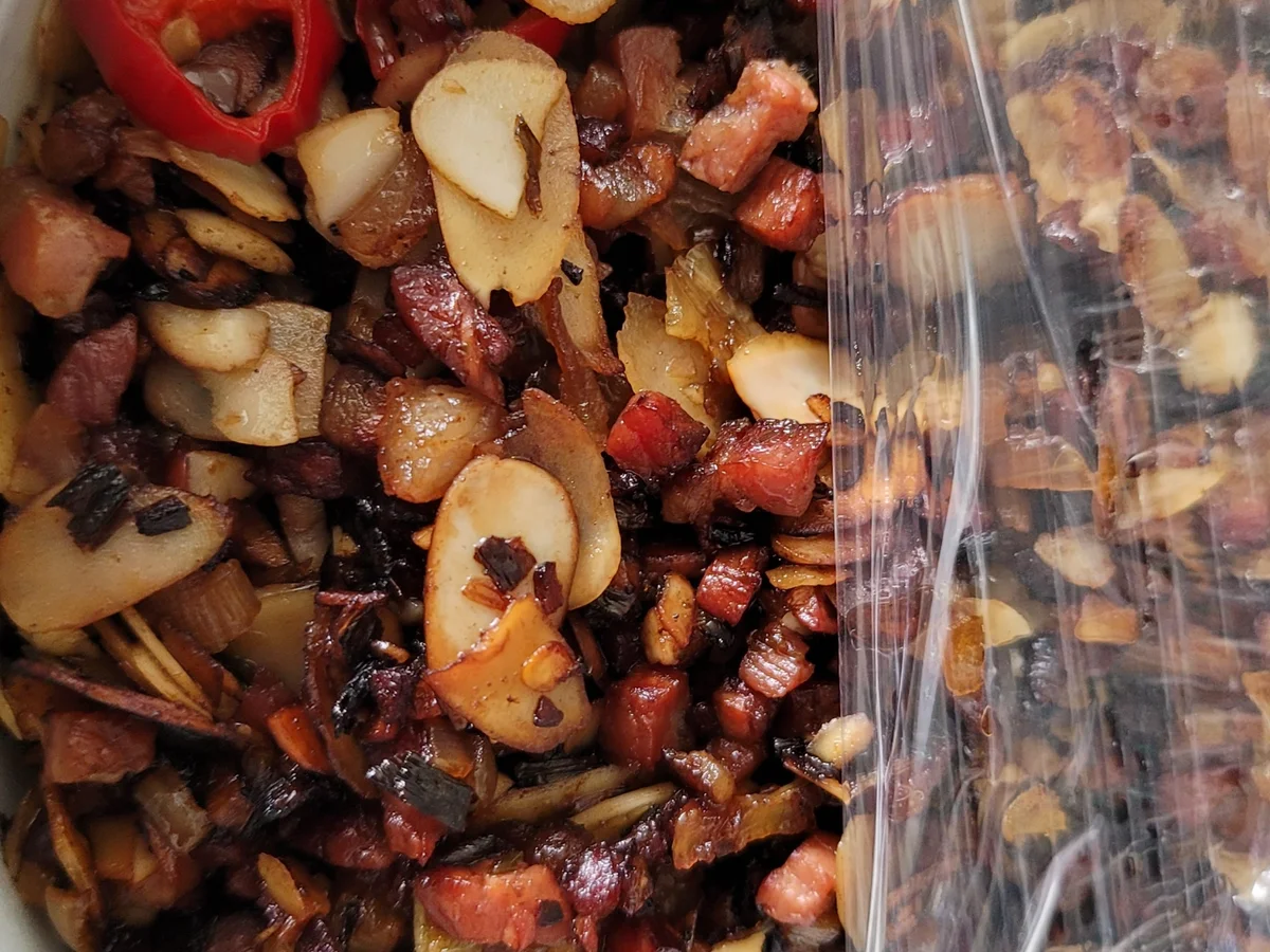 Rucola mit Halloumi wird zu einem Sommersalat - Rezept - Bild Nr. 17066