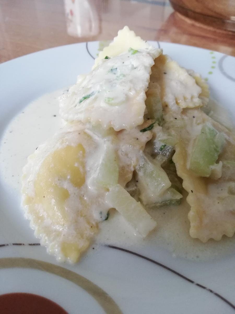 Ravioli mit Kohlrabi - Rezept - Bild Nr. 17064